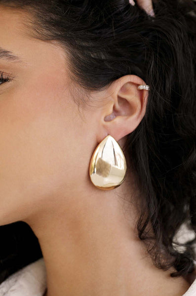 TEAR DROP EARRINGS