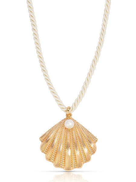 SCALLOP NECKLACE